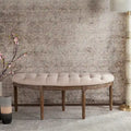 Banc semi-circulaire rustique d'inspiration française, rembourré avec cadre en bois – Velours beige / gris