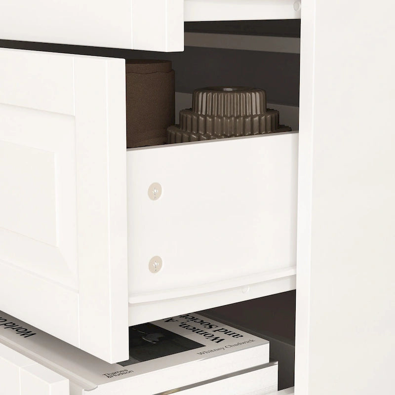 Commode moderne à 5 tiroirs avec pieds en bois massif