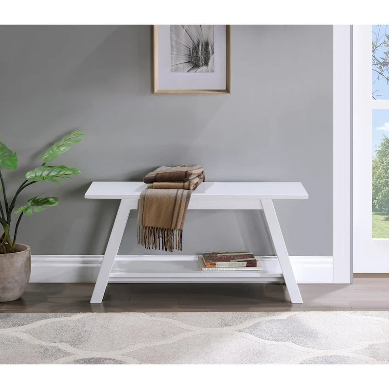 Banc de rangement en bois massif ambiance ferme avec étagère inférieure