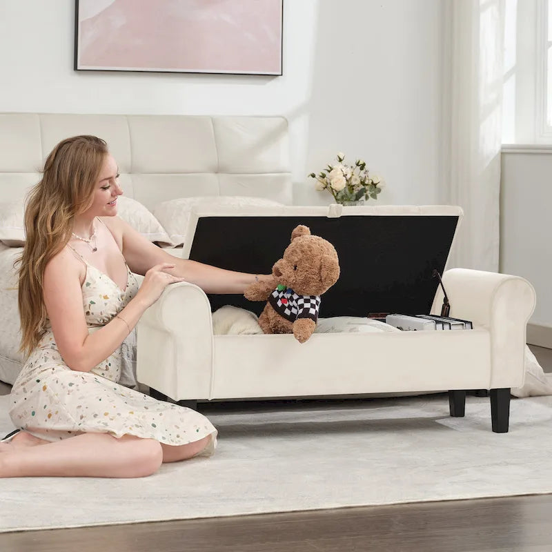 Banc de rangement ottoman en velours avec accoudoirs arrondis et pieds en bois d'hévéa – Plusieurs coloris