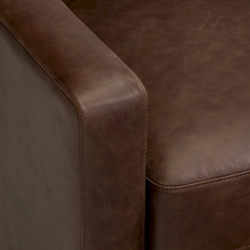 Fauteuil de salon en cuir pleine fleur avec pieds en noyer